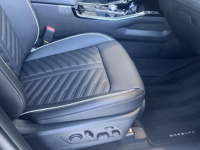 KIA SORENTO 1.6 T-GDi Plug-in Hybrid 4WD ExecutiveLine 7p. VOORRAAD AUTO!!