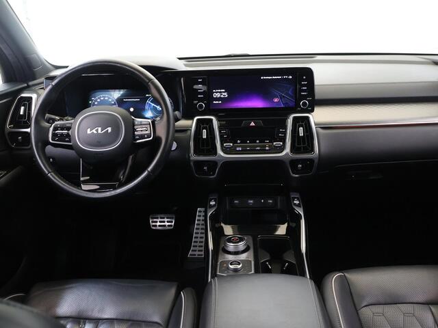 KIA SORENTO 1.6 T-GDI Plug-in Hybrid 4WD ExecutiveLine 7p. | Trekhaak | Panoramaschuifdak | 360 Camera | Stoelventilatie | Head-up display | Keyless | Dodehoekcamera | Bose Premium Sound |