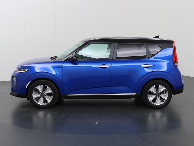KIA SOUL e-Soul DynamicPlusLine 64 kWh | Navigatie | Harman/Kardon | Stoel/Stuurwielverwarming | Climate Control | Parkeercamera |