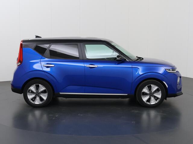 KIA SOUL e-Soul DynamicPlusLine 64 kWh | Navigatie | Harman/Kardon | Stoel/Stuurwielverwarming | Climate Control | Parkeercamera |