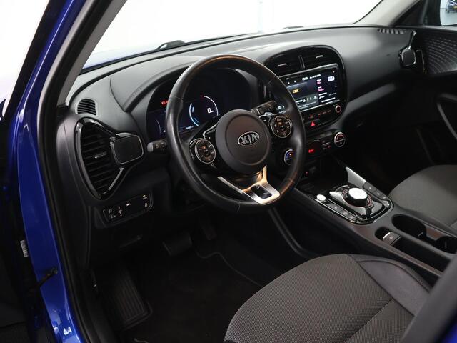 KIA SOUL e-Soul DynamicPlusLine 64 kWh | Navigatie | Harman/Kardon | Stoel/Stuurwielverwarming | Climate Control | Parkeercamera |