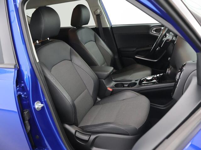 KIA SOUL e-Soul DynamicPlusLine 64 kWh | Navigatie | Harman/Kardon | Stoel/Stuurwielverwarming | Climate Control | Parkeercamera |