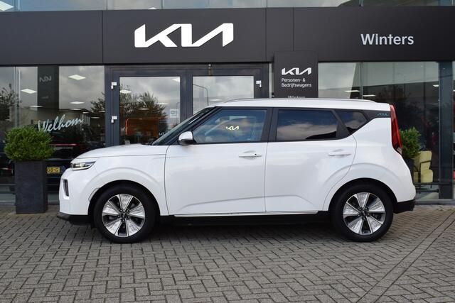 KIA SOUL e-Soul DynamicPlusLine 64 kWh 3-Fase | Cruise Control Adaptief | Climate Control | Navigatie | Camera | Stoel+StuurVerwarming | Keyless |