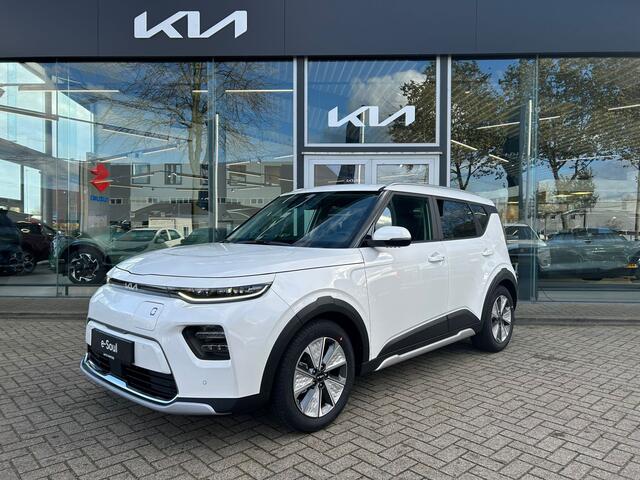 KIA SOUL e-Soul ExecutiveLine 64 kWh 3-Fase | Cruise Control Adaptief | Navigatie | Camera | Leder | Stoel+StuurVerwarming | Panorama-dak | Tot 10Jr. Kia-Garantie