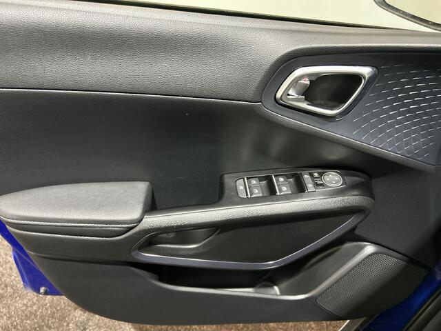 KIA SOUL e-Soul DynamicPlusLine 64 kWh Parkeercamera | Navigatie | Panoramadak