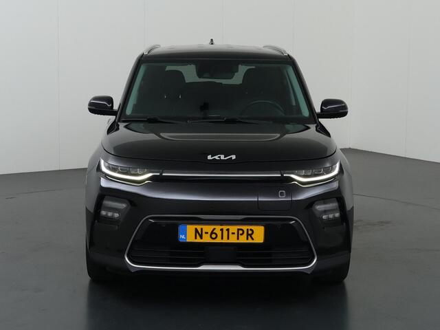 KIA SOUL e-Soul DynamicPlusLine 64 kWh | Stoel/Stuurverwarming | Parkeercamera | Navigatie | Cruise Control Adaptief |