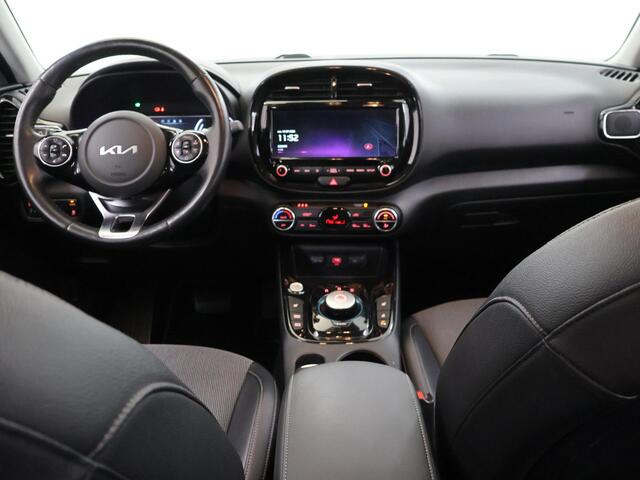 KIA SOUL e-Soul DynamicPlusLine 64 kWh | Stoel/Stuurverwarming | Parkeercamera | Navigatie | Cruise Control Adaptief |
