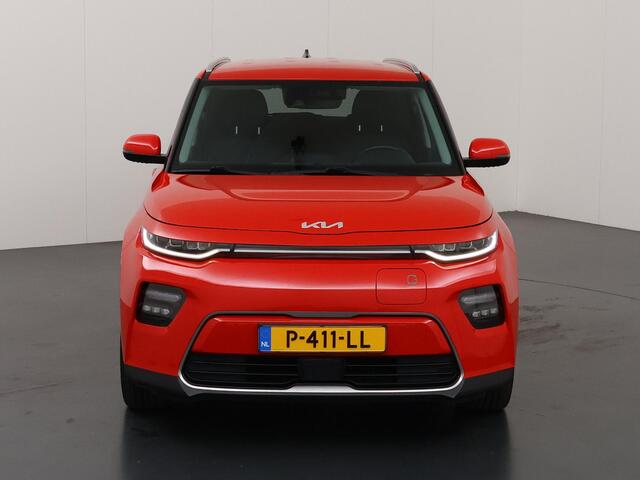 KIA SOUL e-Soul DynamicPlusLine 64 kWh | Stoel/Stuurverwarming | Parkeercamera | Navigatie | Cruise Control Adaptief |