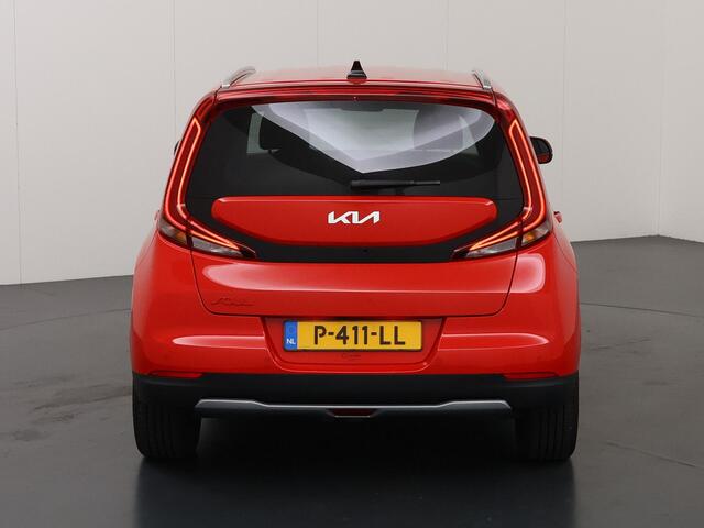 KIA SOUL e-Soul DynamicPlusLine 64 kWh | Stoel/Stuurverwarming | Parkeercamera | Navigatie | Cruise Control Adaptief |