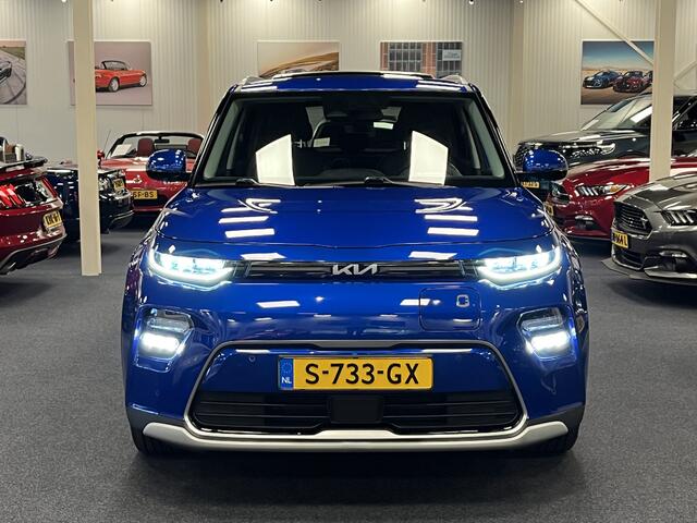 KIA SOUL e-Soul ExecutiveLine 64kWh 204PK Automaat | SOH 100% | Leder | Navigatie | Head-Up display | Schuifdak | Trekhaak | Harman Kardon Audio