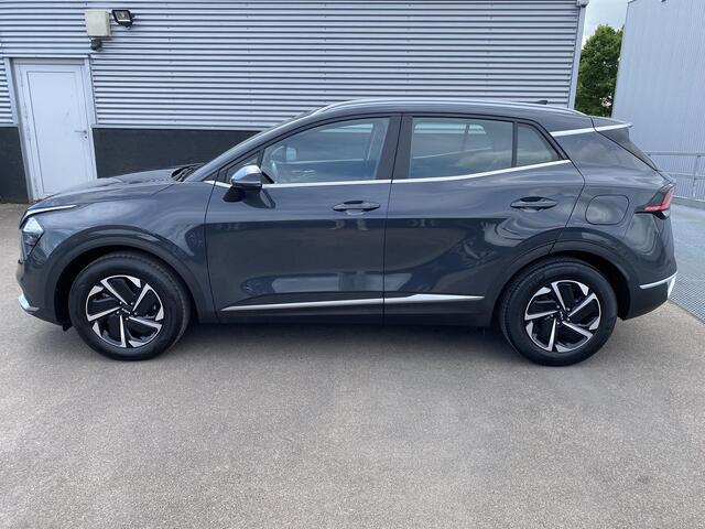 KIA SPORTAGE 1.6 T-GDi Hybrid DynamicLine Navigatie, Parkeersensoren, Climate control, Achteruitrijcamera, Adaptieve cruise control, Fabrieksgarantie