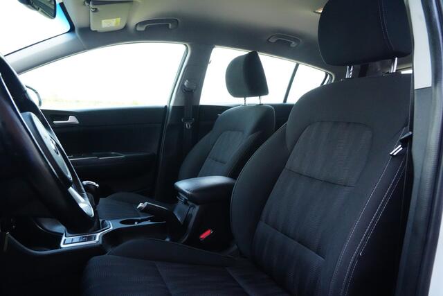 KIA SPORTAGE 1.6 GDI DynamicLine 132pk Navigatie/Stoelverwarming/Camera