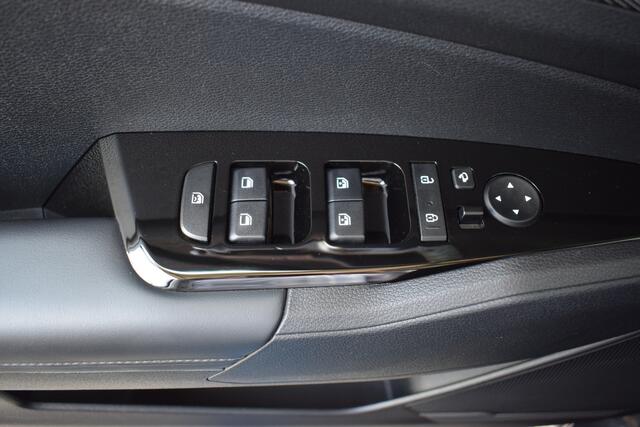 KIA SPORTAGE 1.6 T-GDi Plug-in Hybrid/PHEV AWD DynamicLine DCT6-Autom. | Cruise Control Adaptief | Navigatie | Camera | 19"LMV | Tot 10Jr. Kia-Garantie