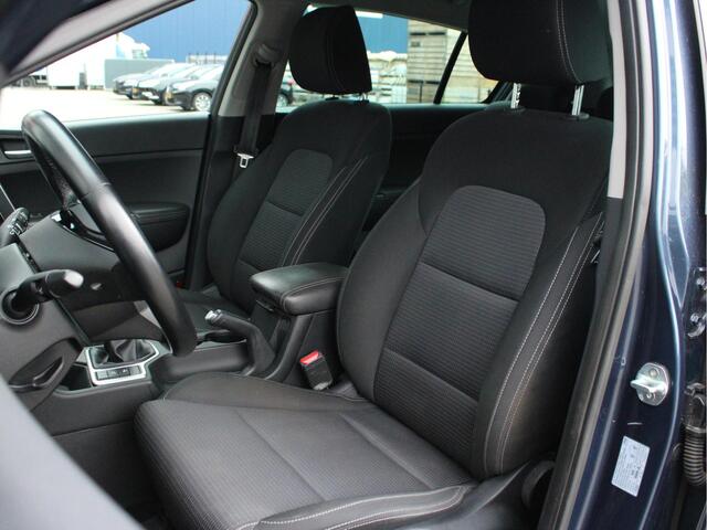 KIA SPORTAGE 1.6 GDI DynamicLine Trekhaak, Cruise en Climate Control, Carplay/Android Auto, Achteruitrijcamera