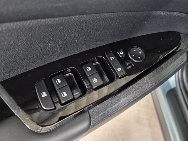 KIA SPORTAGE 1.6 T-GDi 265pk Plug-in Hybrid AWD DynamicLine | ACC | Camera | Premium kleur