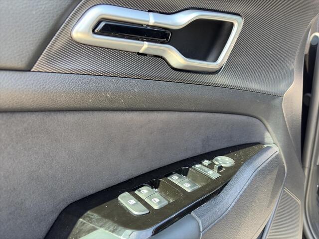 KIA SPORTAGE 1.6 T-GDi Hybrid GT-Line Automaat | Camera | Cruise | Apple Carplay & Android Auto | Stoel & Stuurverwarming | Pano | Elektrische Stoelen | Sensoren |