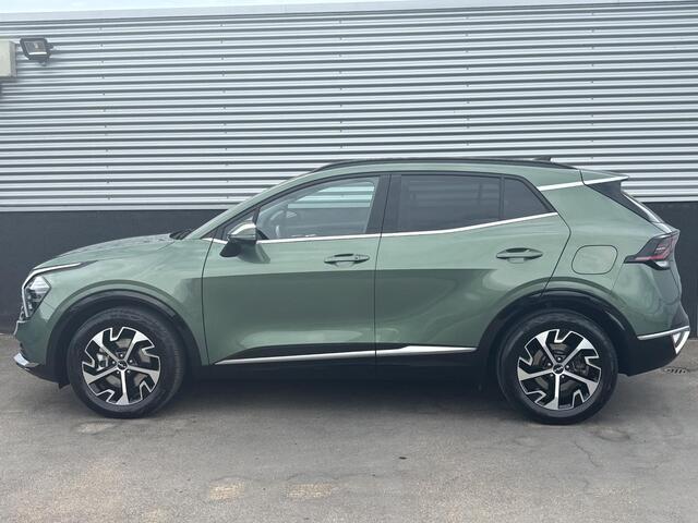 KIA SPORTAGE 1.6 T-GDi Hybrid DynamicPlusLine Schuif/kanteldak, Stoel- & Stuurwiel verwarmd, Navigatie, PDC, LED, NL-auto! BTW-auto,