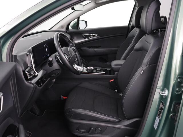 KIA SPORTAGE 1.6 T-GDi Hybrid DynamicPlusLine | Panoramadak | Matrix LED | Trekhaak | Half leder | Adaptive cruise | Stoel & stuurverwarming | Camera | Carplay | Keyless | Navigatie