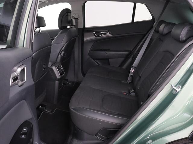 KIA SPORTAGE 1.6 T-GDi Hybrid DynamicPlusLine | Panoramadak | Matrix LED | Trekhaak | Half leder | Adaptive cruise | Stoel & stuurverwarming | Camera | Carplay | Keyless | Navigatie