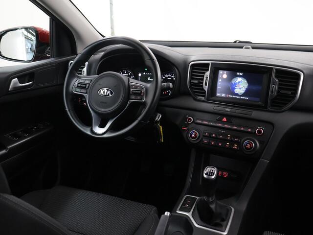 KIA SPORTAGE 1.6 T-GDI DynamicLine | 177PK | Trekhaak | Navigatie | Climate Control | Parkeercamera |