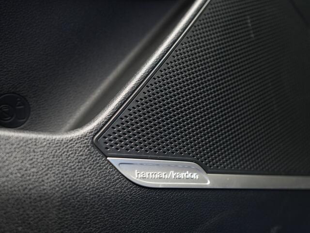 KIA SPORTAGE T-GDi AWD GT-Line Plug In Hybrid 266pk Dealer O.H PHEV | Panodak | Adaptive Cruise | Alcantara Sportstoelen Memory & Ventilatie | Harman Kardon | Navigatie | Verwarmde Stuur & Stoel | Apple Carplay | Virtual | DAB |