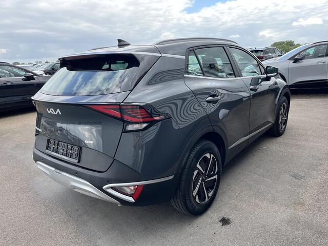KIA SPORTAGE 1.6 T-GDi Hybrid DynamicLine Navigatie, Parkeersensoren, Climate control, Achteruitrijcamera, Adaptieve cruise control, Fabrieksgarantie
