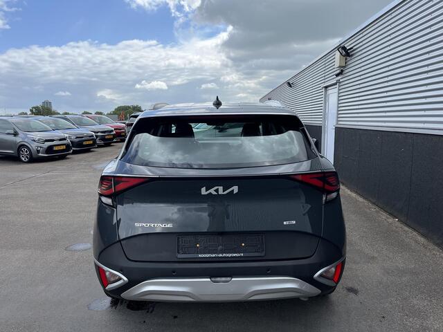 KIA SPORTAGE 1.6 T-GDi Hybrid DynamicLine Navigatie, Parkeersensoren, Climate control, Achteruitrijcamera, Adaptieve cruise control, Fabrieksgarantie