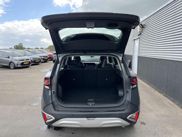 KIA SPORTAGE 1.6 T-GDi Hybrid DynamicLine Navigatie, Parkeersensoren, Climate control, Achteruitrijcamera, Adaptieve cruise control, Fabrieksgarantie