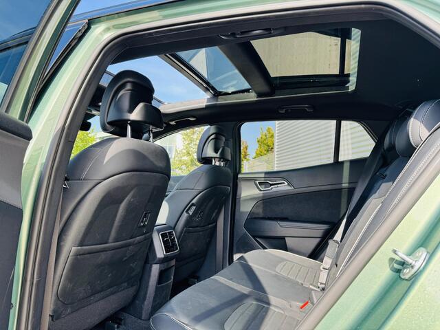 KIA SPORTAGE 1.6 T-GDi 265pk Plug-in Hybrid AWD GT-PlusLine NL-Dealerauto | Trekhaak | All seasons | 1350kg Trekgewicht