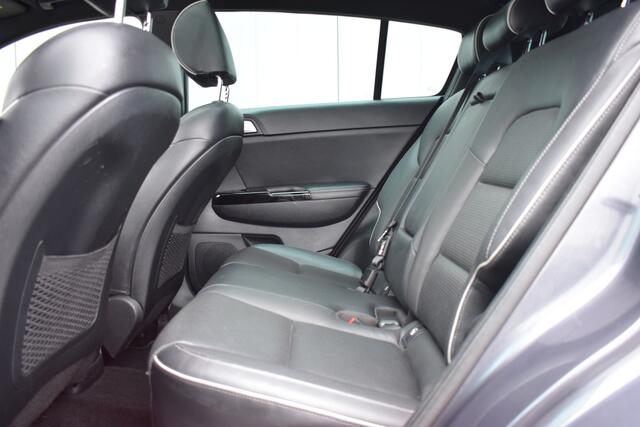 KIA SPORTAGE 1.6 T-GDI 4WD Automaat GT-Line Panoramadak | Zwart leder | Camera | Full Map Navi | Trekhaak