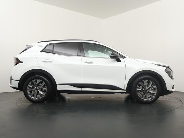 KIA SPORTAGE 1.6 T-GDi Hybrid GT-Line Apple Carplay/Android Auto - Cruise Control - Dodehoekdetectie - Navigatie - Panoram Dak - Stuur/Stoel Verwarming Fabrieksgarantie tot 06-2031