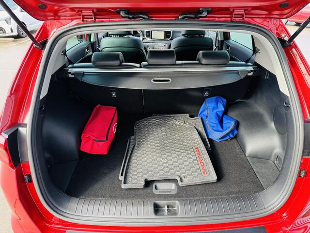 KIA SPORTAGE 1.6 T-GDI DynamicPlusLine Trekhaak | NW door ons geleverd & Onderhouden | Panoramadak | Keyless | Stoelverwarming