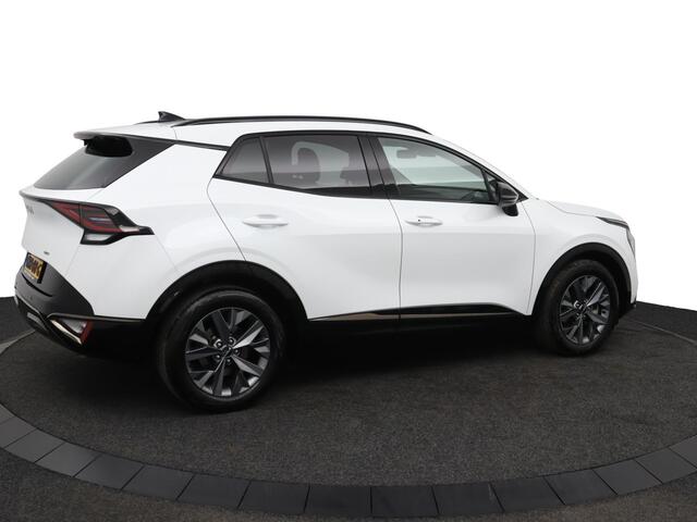 KIA SPORTAGE 1.6 T-GDi Hybrid Dark Edition Navigatie - Stoel/Stuur verwarming - Adaptive Cruise control - Climate Control - Fabrieksgarantie 10-2031