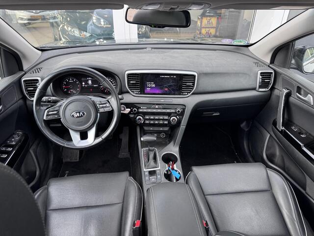 KIA SPORTAGE 1.6 T-GDI Black Edition Schuif-/kanteldak | Trekhaak | zwart lederen bekleding | Stoelverwarmimg voor | Navigatie | Achteruitrijcamera | Cruise control |
