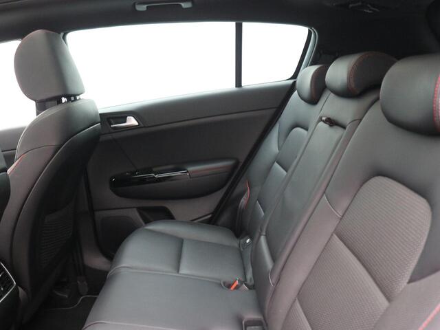 KIA SPORTAGE 1.6 T-GDI 4WD GT-Line Edition PlusLine / 100% Onderhouden / GT-Line / AWD / 360 Camera / Stoel en Stuurverwarming / Stoelverkoeling / Panoramadak / All Season banden / Adaptive Cruise Control / 1600Kg Trekgewicht /