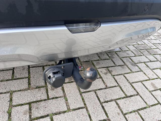 KIA SPORTAGE 1.6 T-GDi MHEV ComfortLine | Trekhaak | Achteruitrijcamera | Climate Control | 1e Eigenaar