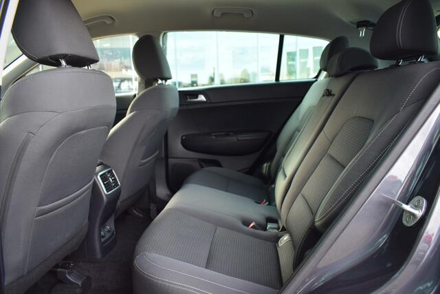 KIA SPORTAGE 1.6 GDI DynamicLine | Cruise Control | Navigatie | Camera | Bluetooth | 17 inch velgen | Tot 10Jr. Kia-Garantie