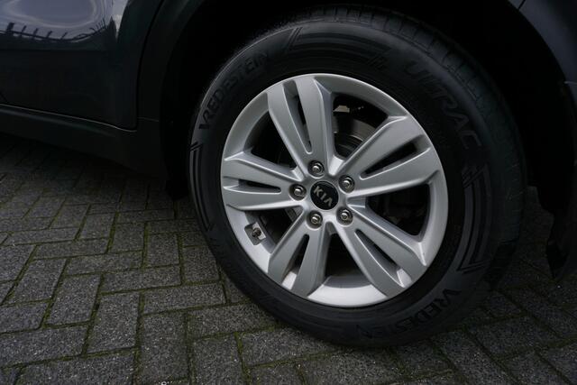 KIA SPORTAGE 1.6 GDI DYNAMICLINE NOV 2016 NIEUW MODEL CAMERA STOELVERWARMING V+A NAVIGATIE ECC AIRCO CRUISECONTROL PARKEERSENSOREN 17INCH BLUETOOTH 4X ELECTR.RAMEN/SPIEGELS