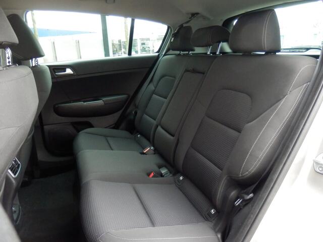KIA SPORTAGE 1.6 GDI 132pk First Ed. | Aut. airco | Nav. I Achteruitrij camer