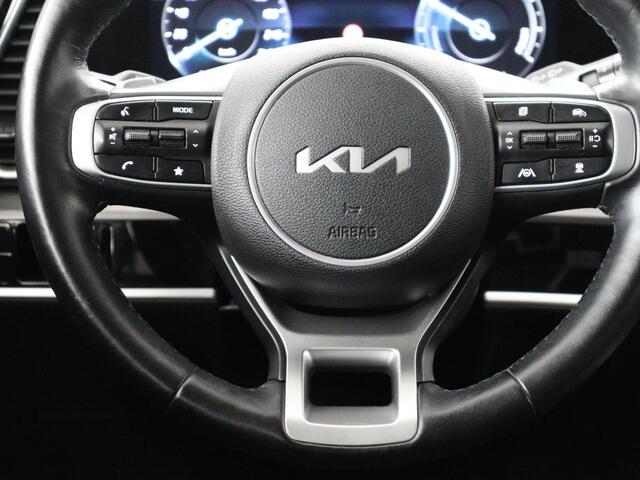 KIA SPORTAGE 1.6 T-GDi Plug-in Hybrid AWD DynamicPlusLine | Stoelverwarming | Adaptive cruise | Matrix LED | 19'' | Camera | Half leder | Carplay | Keyless | Stuurverwarming | Navigatie | PHEV