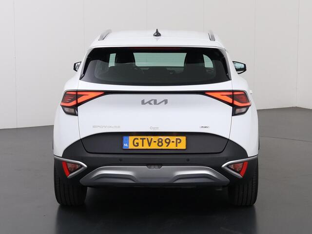 KIA SPORTAGE 1.6 T-GDi Plug-in Hybrid AWD DynamicLine | Navigatie | Stoelverwarming | Parkeercamera | Climate Control | Cruise Control Adaptief |