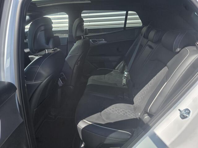 KIA SPORTAGE 1.6 T-GDi Plug-in Hybrid AWD GT-Line Schuif/kanteldak, Stoel- & Stuurwiel verwarmd, Dodehoekdetectie, LMV, LED, PDC