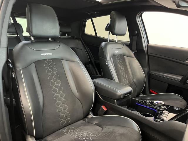 KIA SPORTAGE 1.6 T-GDi Plug-in Hybrid AWD GT-PlusLine Panoramadak Navigatie Apple Carplay Android Auto 360 Camera Parkeersensoren Adaptive Cruise Control Stoel- en stuurverwarming Elektrische stoelen en achterklep Climate Control Lichtmetalen velgen
