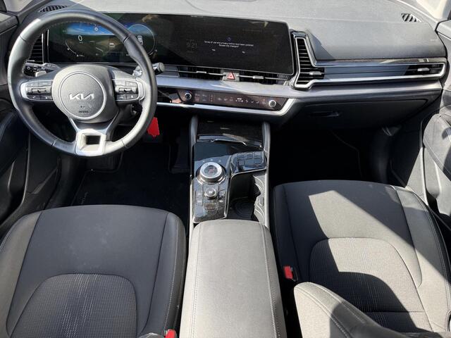 KIA SPORTAGE 1.6 T-GDi Hybrid DynamicLine | Achteruitrijcamera | Virtual Cockpit | Apple Carplay/Android Auto | Navigatie | Parkeersensoren voor & achter