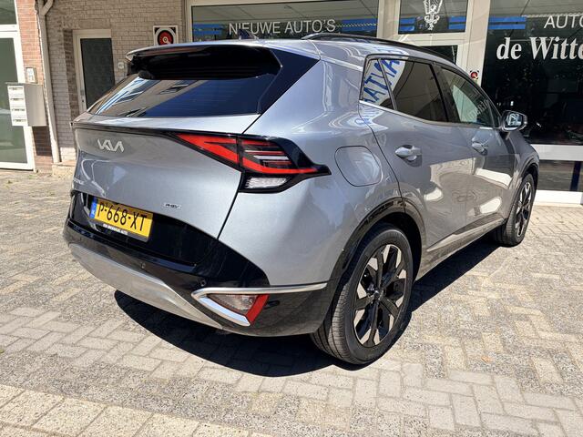 KIA SPORTAGE 1.6 T-GDi Plug-in Hybrid AWD DynamicPlusLine 13.700 KILOMETER GEREDEN Panorama dak/Elektr. verst.b. verwarmde voorstoelen Voor+achter/Dode hoek detectie /Elektr. verst.b. verw. spiegels/Climate contr. adapt./Lederen bekleding/Keless Entry+Start/Navi Full