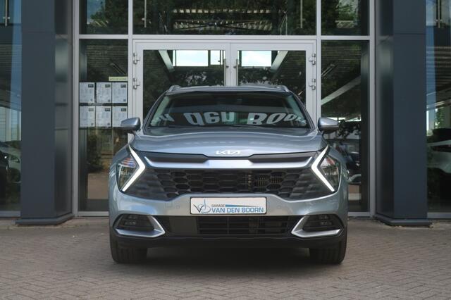 KIA SPORTAGE 1.6 PHEV 4x4, Stoelverw voor+achter, Elektrische stoelen, Trekhaak afn etc.