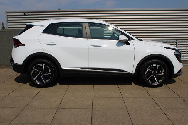KIA SPORTAGE 1.6 T-GDi Hybrid DynamicLine NAVIGATIE, ACHTERUITRIJCAMERA, DEALER ONDERHOUDEN