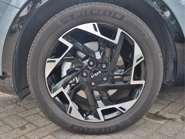 KIA SPORTAGE 1.6 T-GDi Plug-in Hybrid PHEV AWD GT-Line Panoramadak | Trekhaak | All-Seasons | Tot 10Jr. Kia-Garantie |
