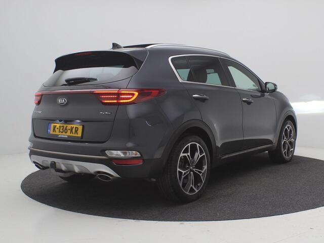 KIA SPORTAGE 1.6 T-GDI GT-Line / Dealer Onderhouden / 7 Jaar Garantie / GT-Line / Camera / Stoel en Stuurverwarming / Panoramadak / Cruise Control / 1600Kg Trekgewicht / Trekhaak /