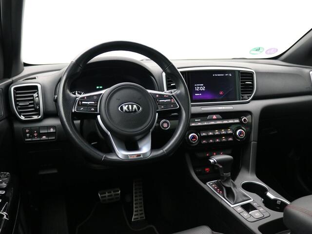 KIA SPORTAGE 1.6 T-GDI GT-Line / Dealer Onderhouden / 7 Jaar Garantie / GT-Line / Camera / Stoel en Stuurverwarming / Panoramadak / Cruise Control / 1600Kg Trekgewicht / Trekhaak /